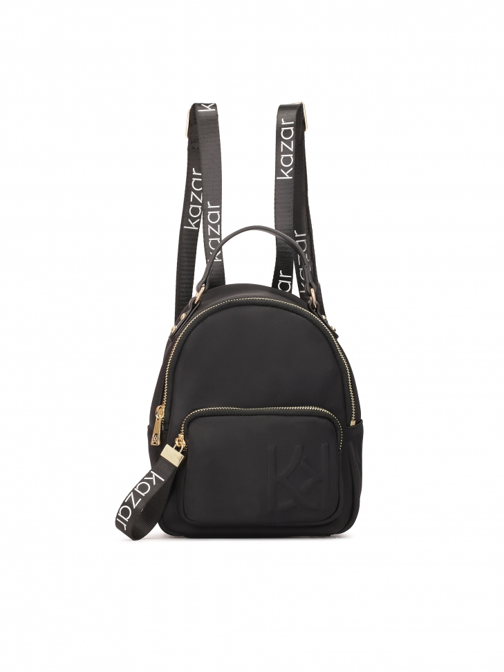 Mały czarny plecak z tkaniny z recyklingu