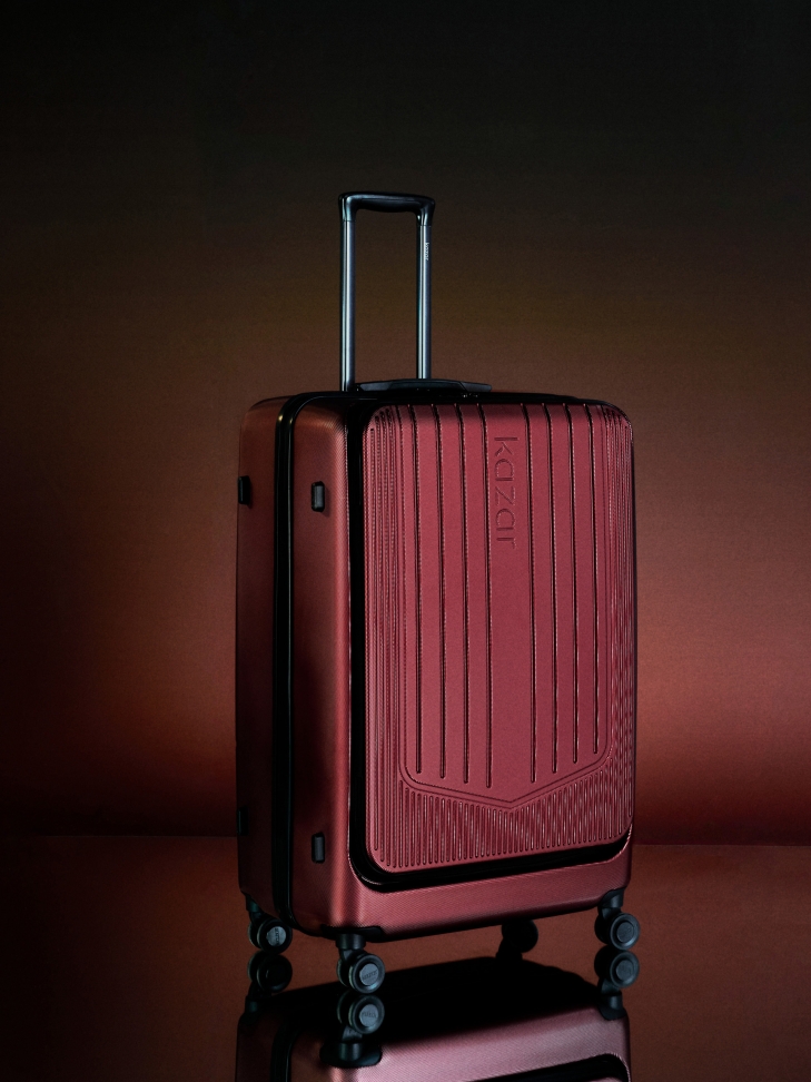 Duża walizka PC z dwiema rączkami i obrotowymi kołami