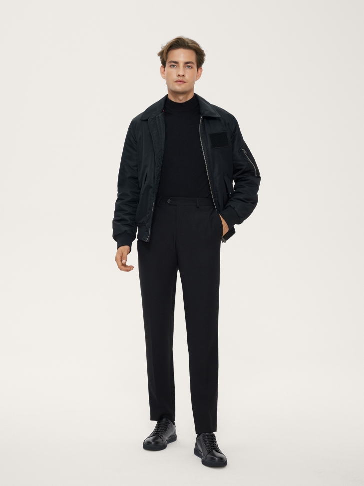 Czarne sneakersy męskie z wypukłym tłoczonym wzorem