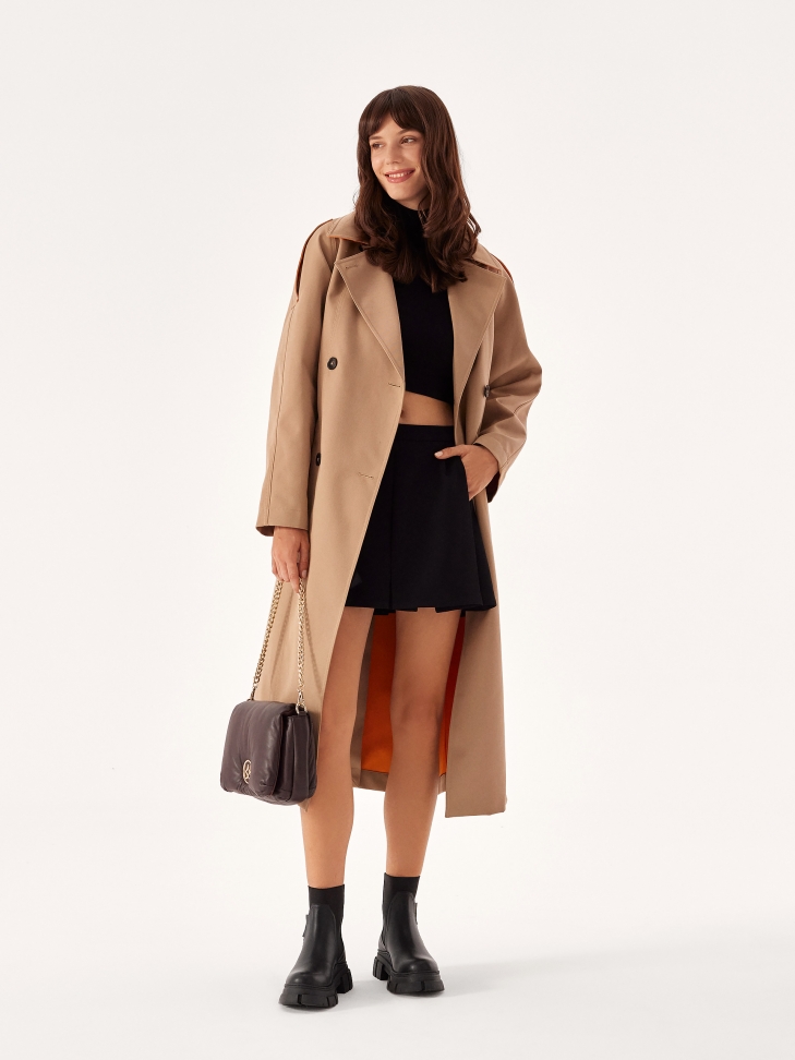 Miękka skórzana torebka na łańcuchu