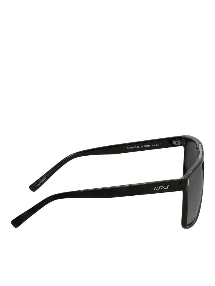 Czarne okulary przeciwsłoneczne