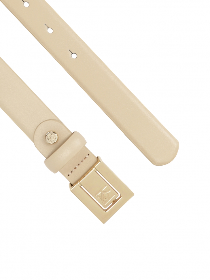 Wąski pasek z elegancką klamrą