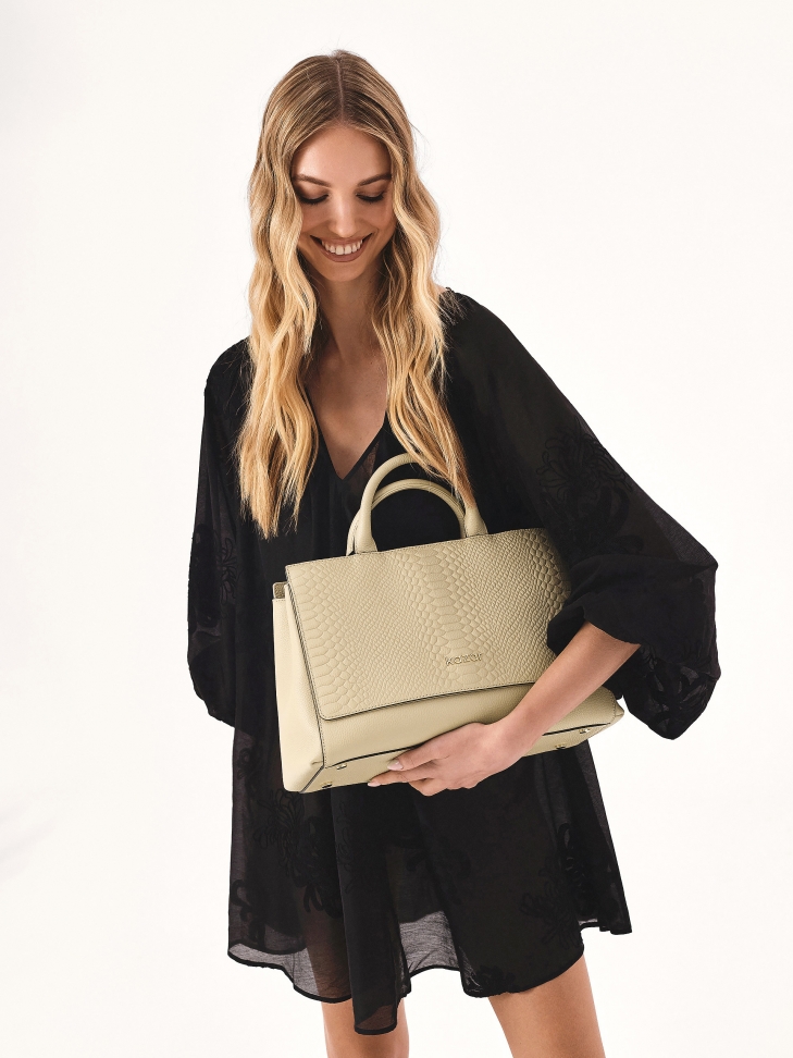 Beżowa torebka ze skóry z podwójnymi uchwytami