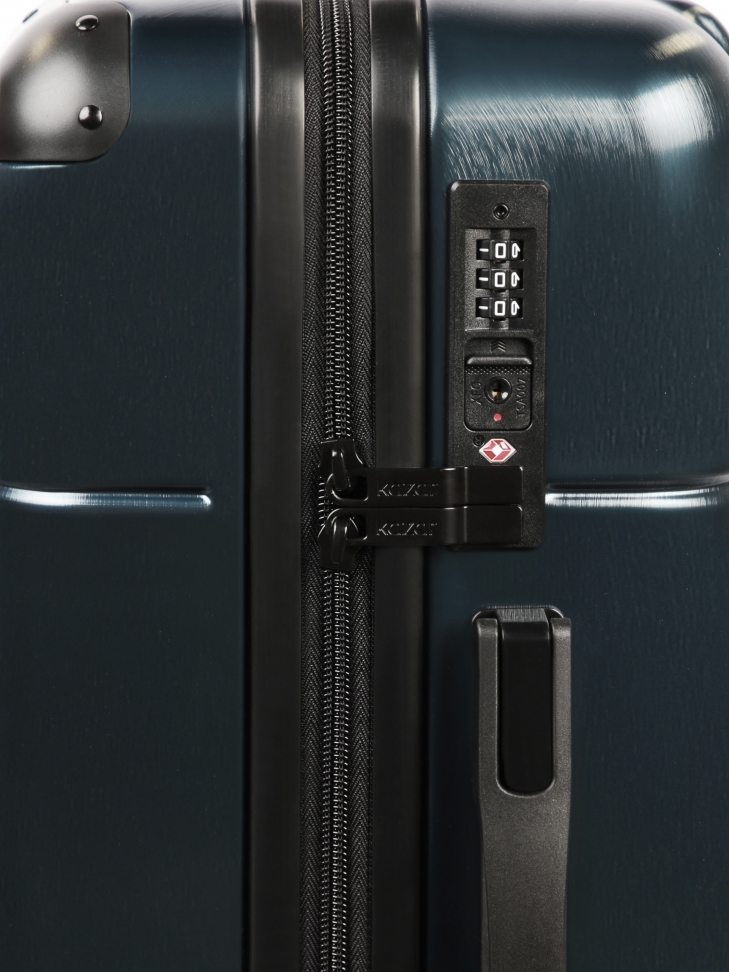 Mała walizka kabinowa z wytrzymałego policarbonu