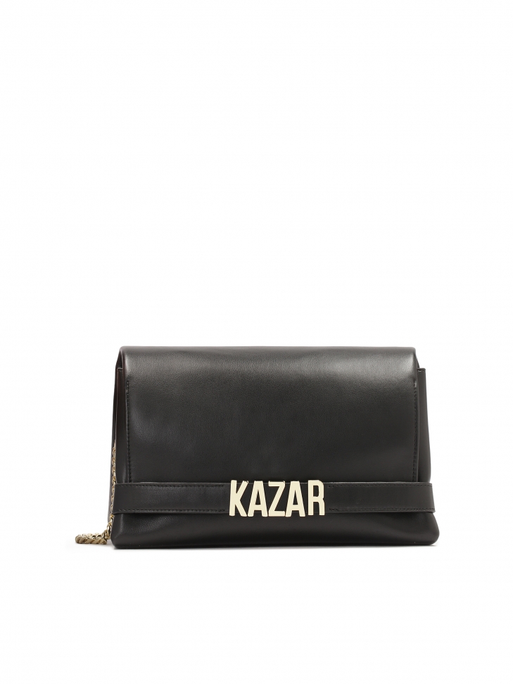 Czarna geometryczna torebka z metalowym logotypem