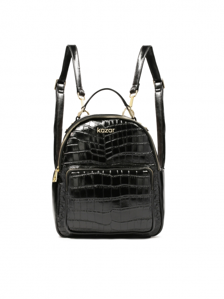 Czarny plecak z elementami w tłoczony wzór