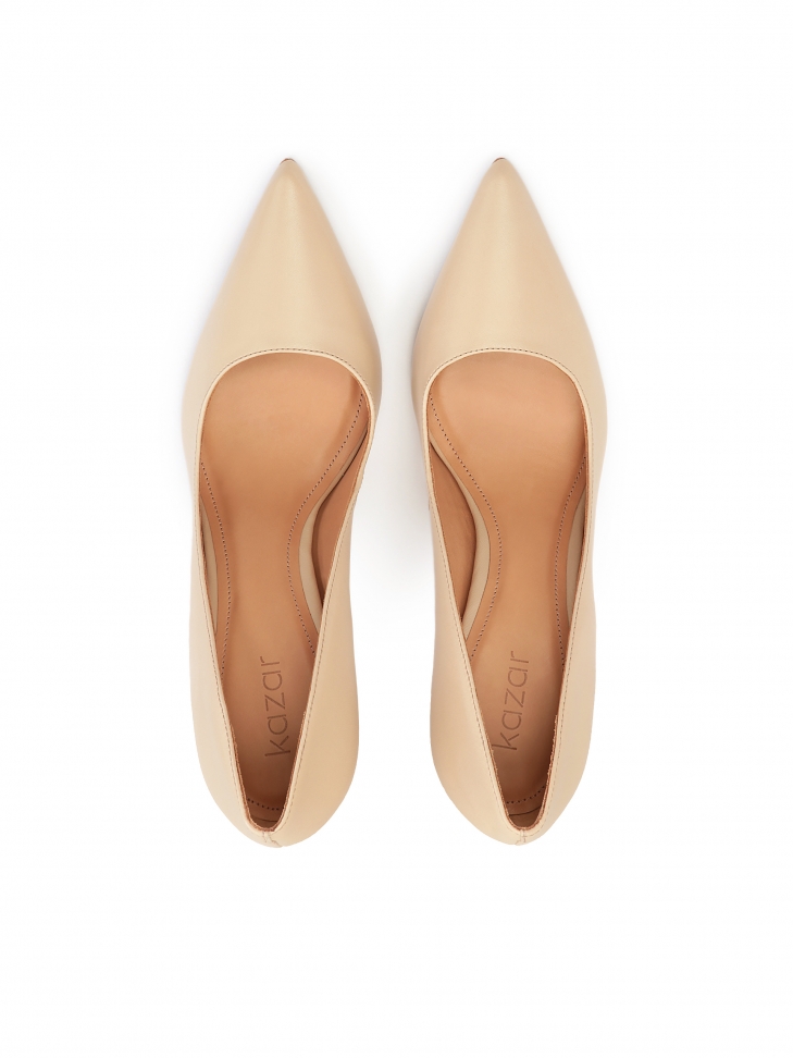 Beżowe czółenka na smukłym obcasie