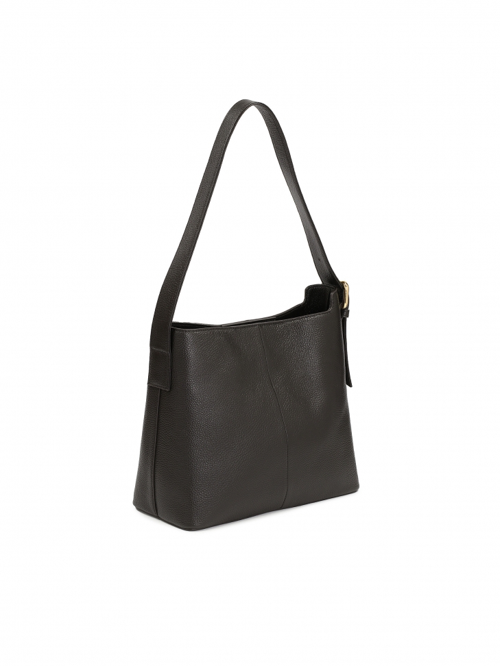 Skórzana czarna torebka w minimalistyczny stylu