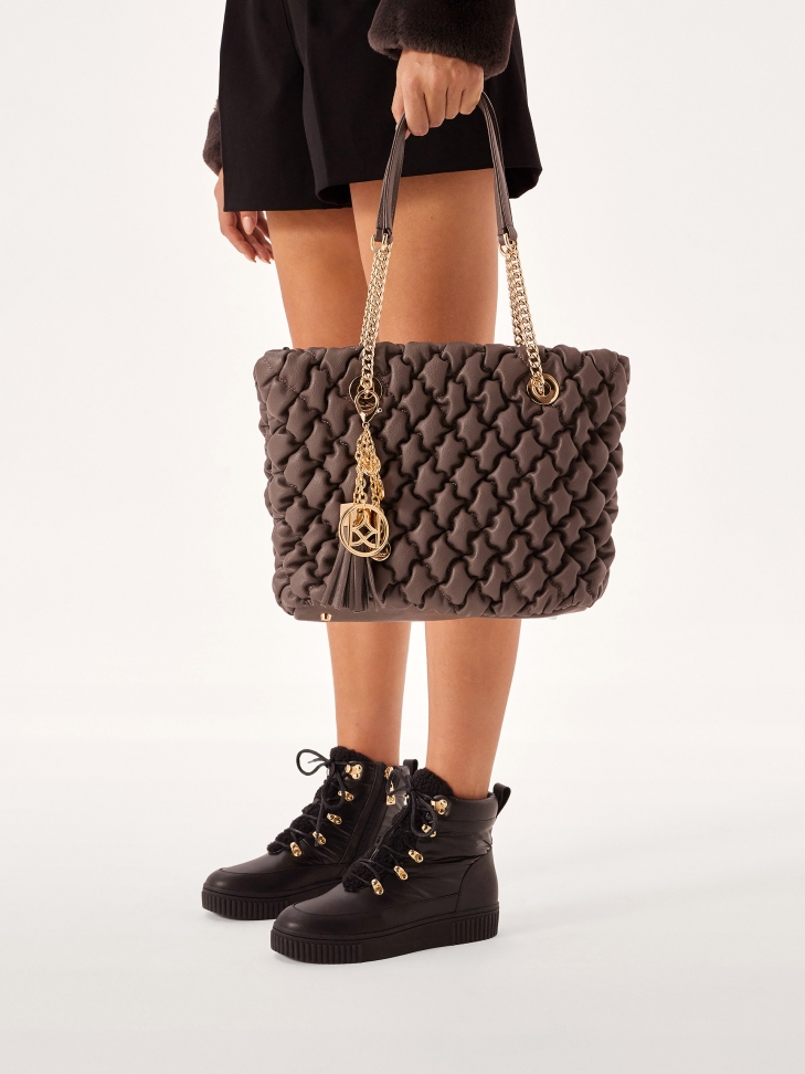 Czarne trzewiki z wysoką cholewką ze skóry