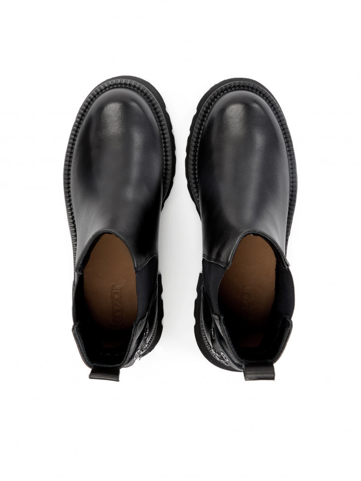 Damskie botki typu chelsea z masywną podeszwą