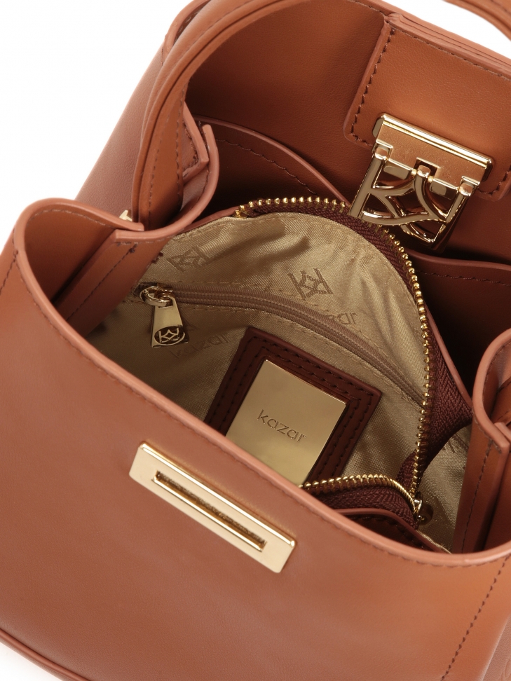 Brązowa minimalistyczna torebka ze skóry