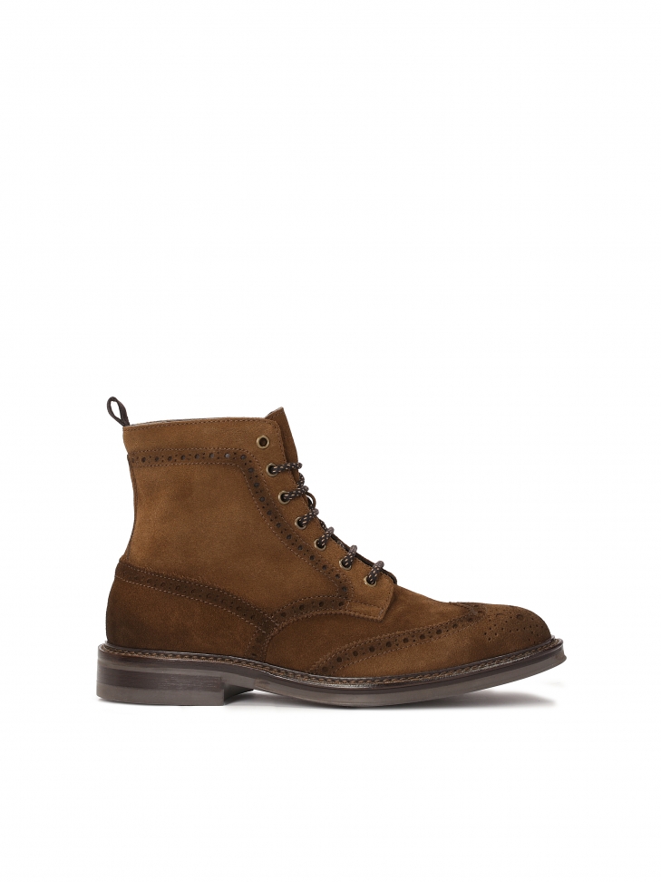 Zamszowe zdobione trzewiki ze sznurowaniem