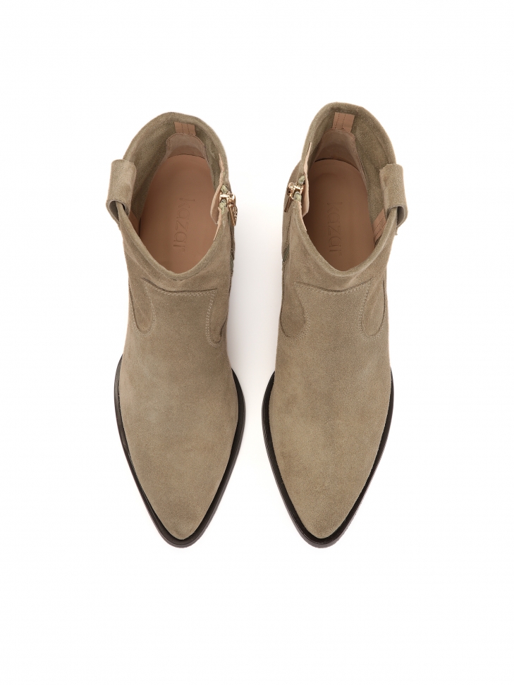 Zamszowe kowbojki z suwakiem