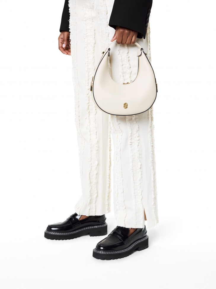 Lakierowane półbuty z podeszwą typu track