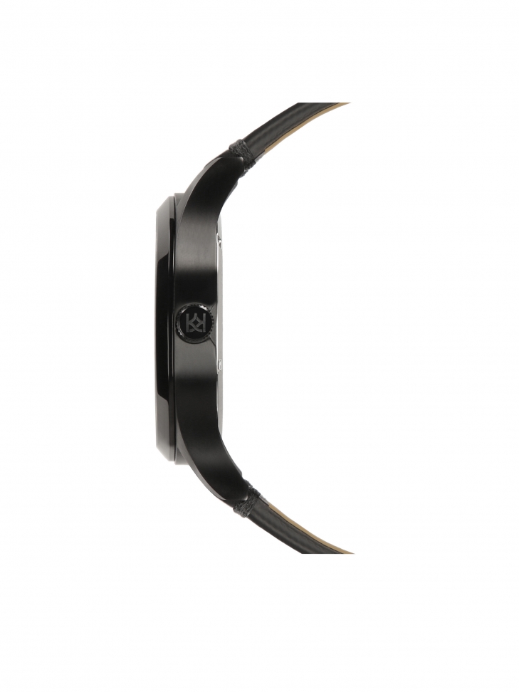 Czarny zegarek na skórzanym pasku