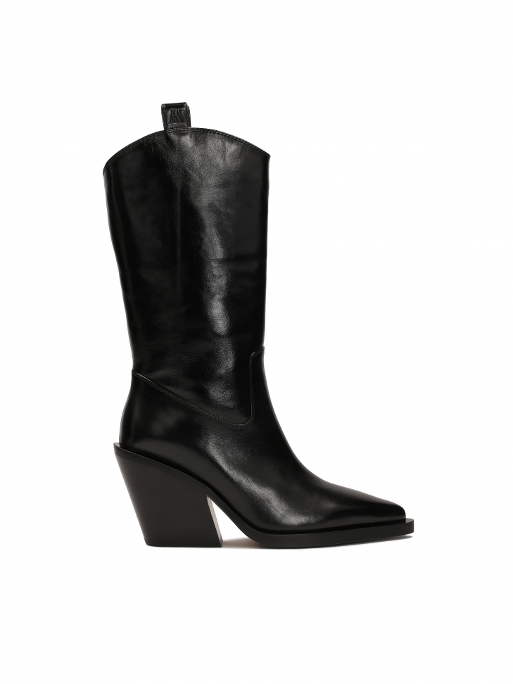 Czarne kowbojki z zaoągloną cholewką