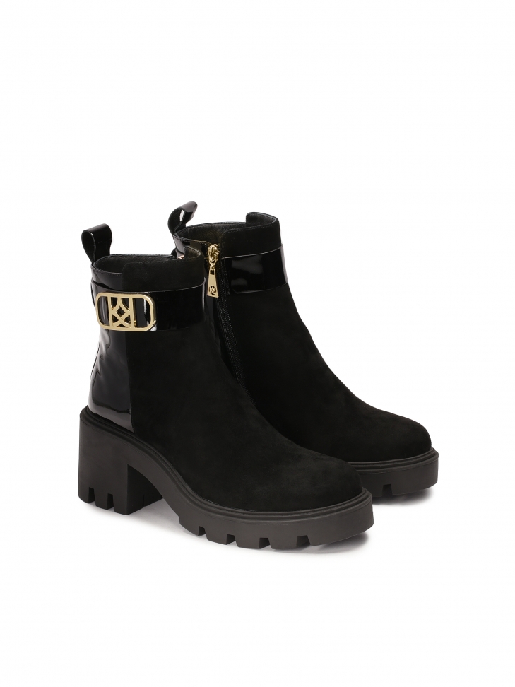 Komfortowe botki na szerokim klocku z łączonych materiałów