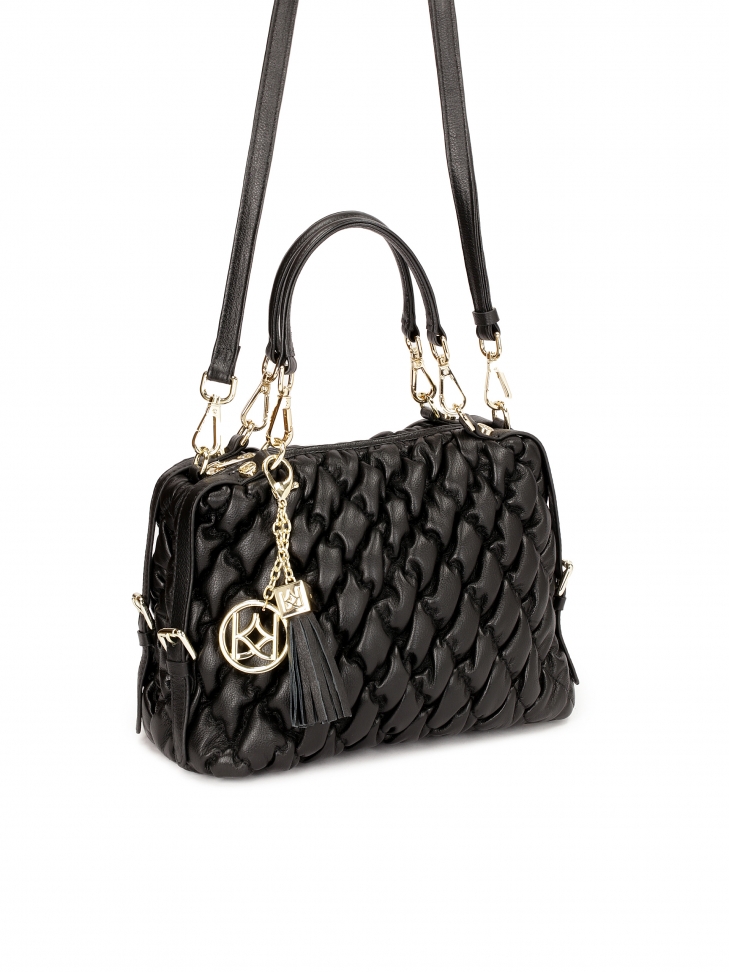 Stylowa czarna torebka z modnym pikowaniem