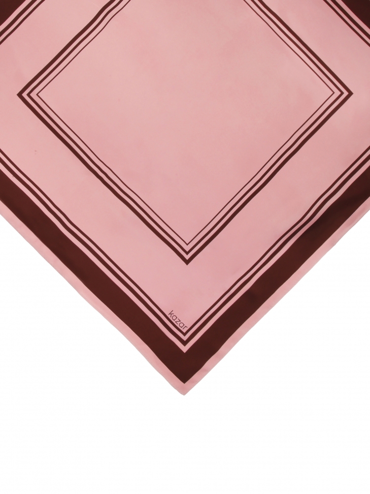 Różowa minimalistyczna apaszka z jedwabiu