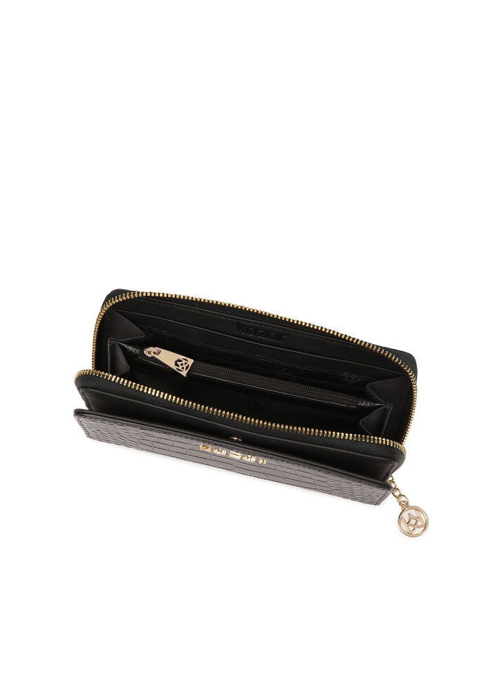 Czarny portfel z tłoczonej skóry w zwierzęcy motyw