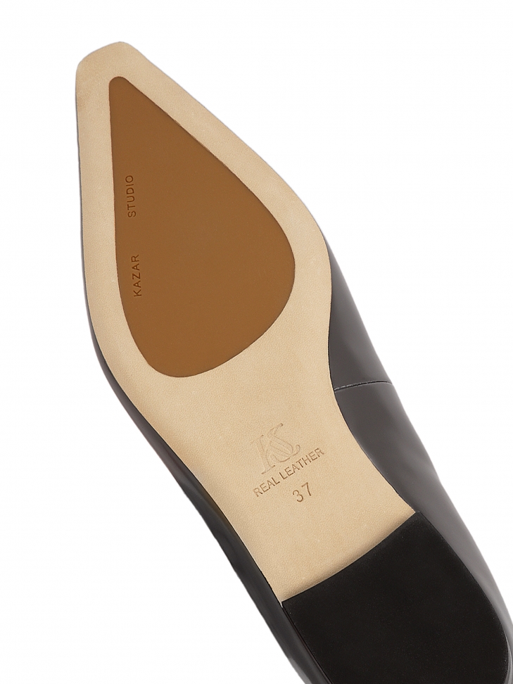 Szare czółenka na płaskiej podeszwie z wyciętą cholewką