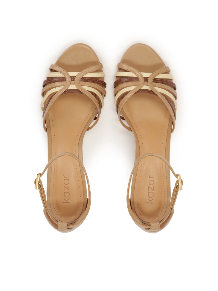 Eleganckie skórzane sandały z kolorowymi paskami