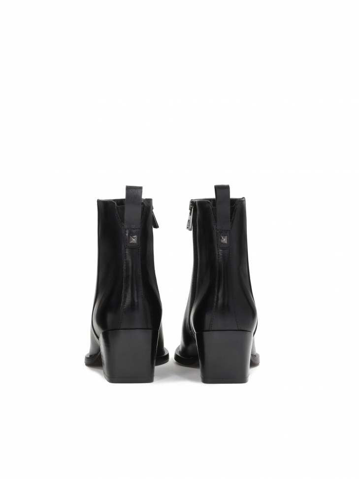 Czarne botki damskie