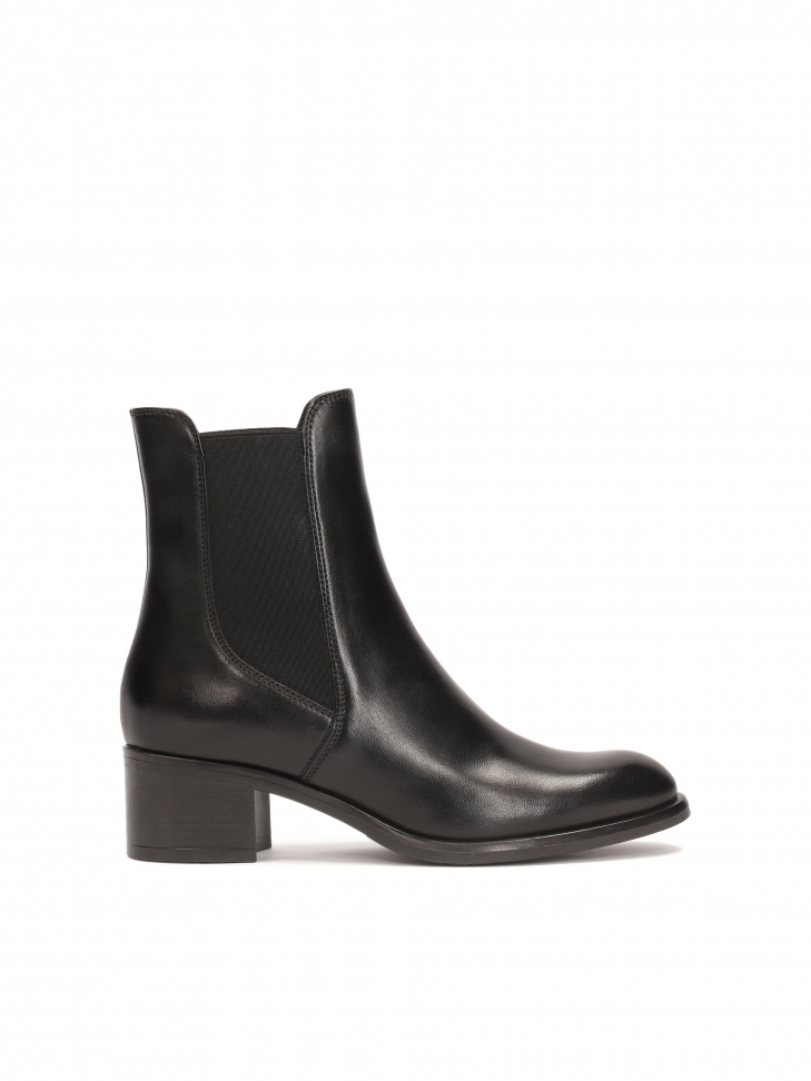 Wygodne botki z elastycznymi wstawkami