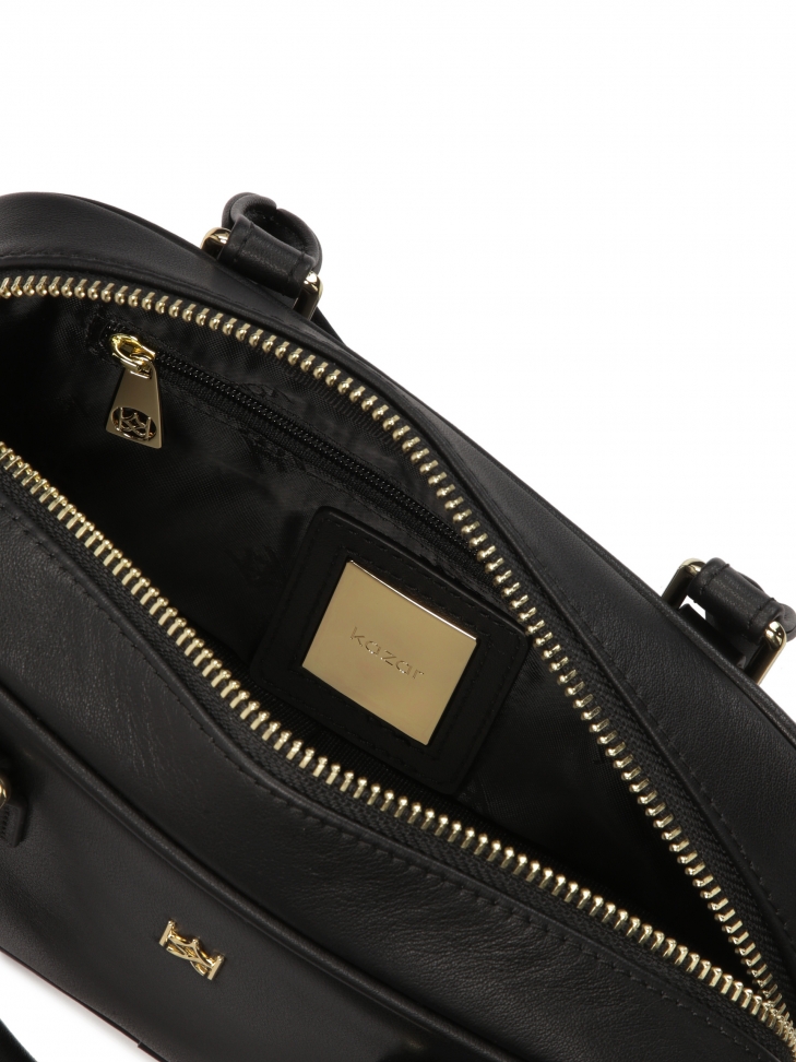 Mała torebka z uchwytami do ręki