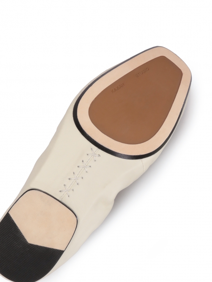 Elastyczne skórzane baleriny z marszczeniem