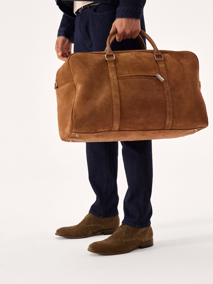 Zamszowe trzewiki z wiązaną cholewką