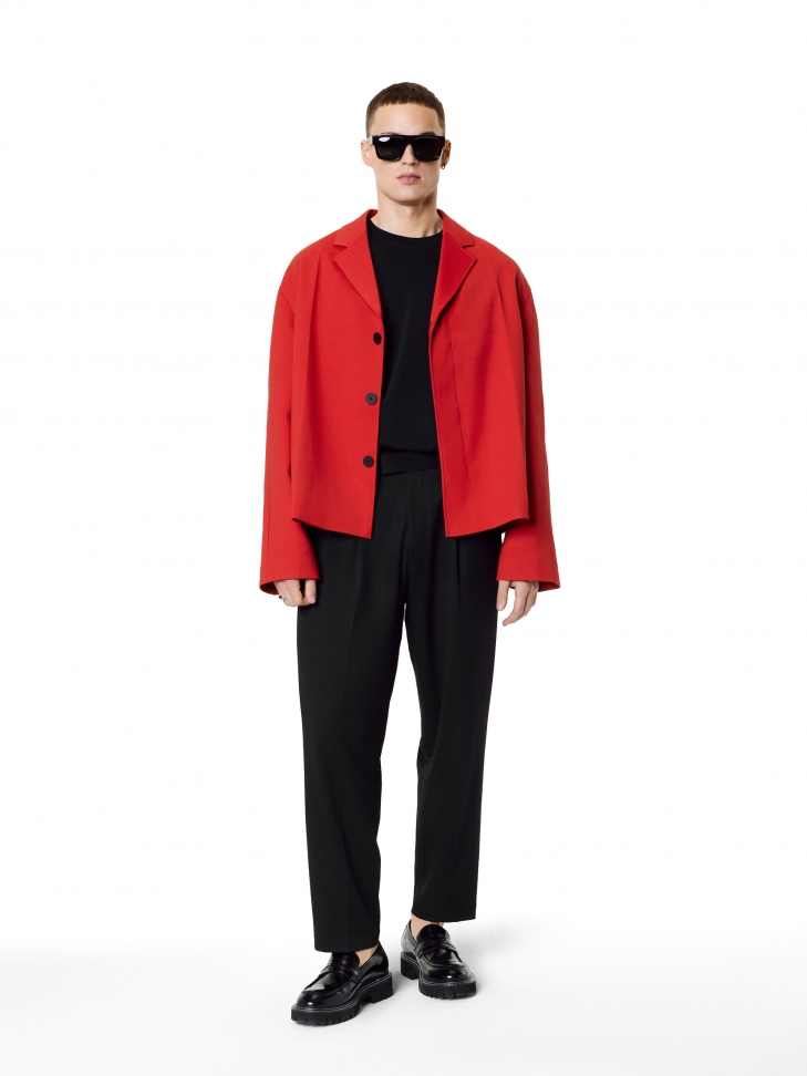 Czarne loafersy przeszywane białą nicią