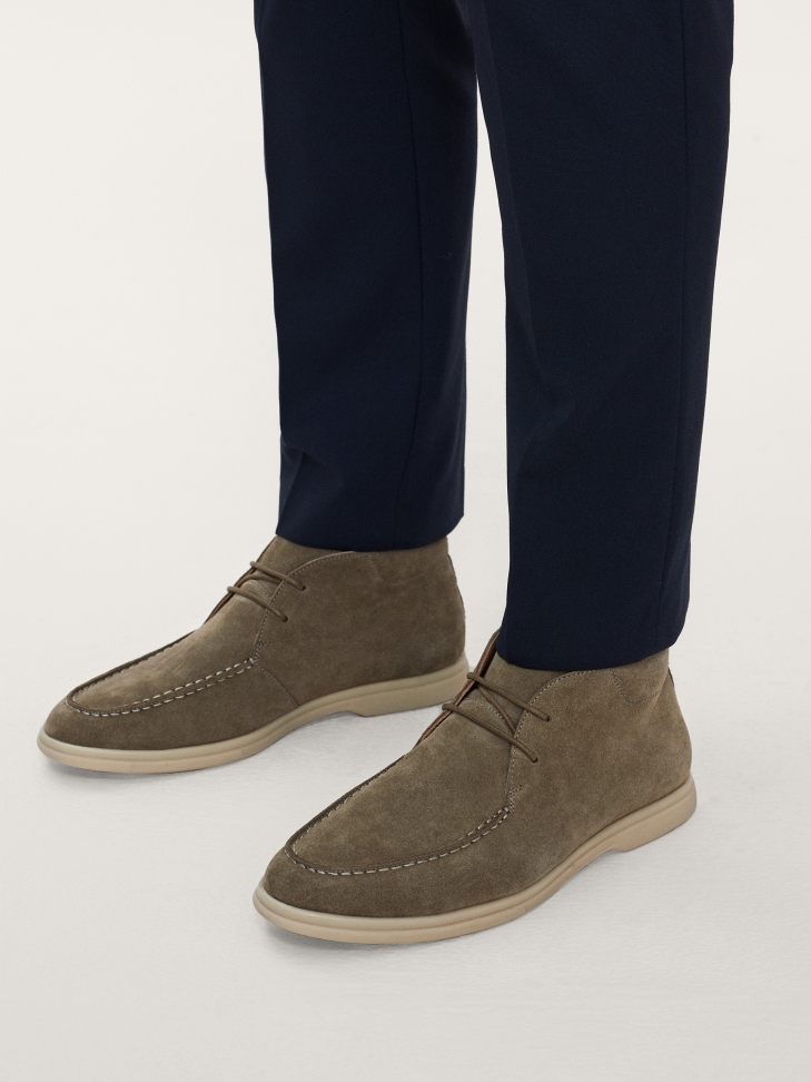 Casualowe trzewiki męskie z zamszu w kolorze taupe