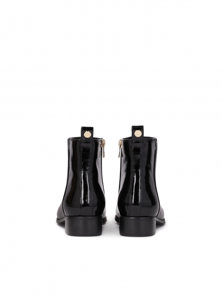 Czarne botki z minimalistyczną cholewką