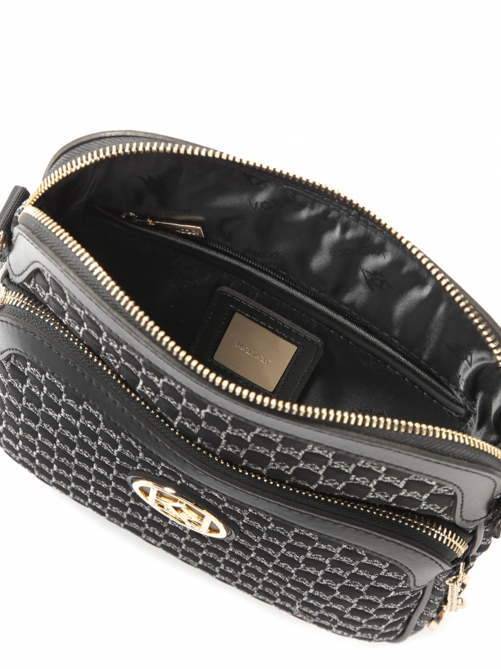 Czarna listonoszka w miejskim stylu zdobiona szarym haftowanym wzorem