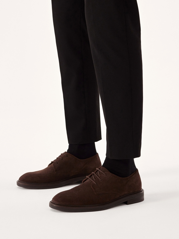 Brązowe półbuty z zamszu w stylu casual