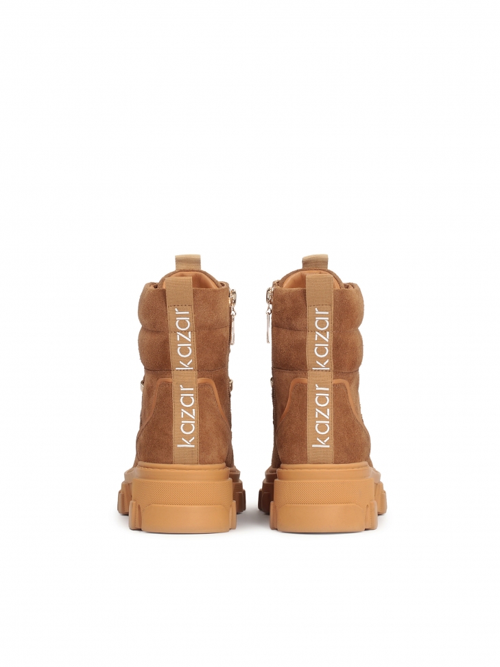 Jasnobrązowe trzewiki damskie w militarnym stylu