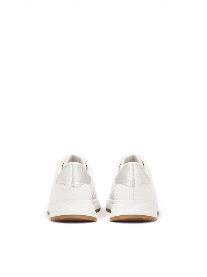 Skórzane białe sneakersy typu running