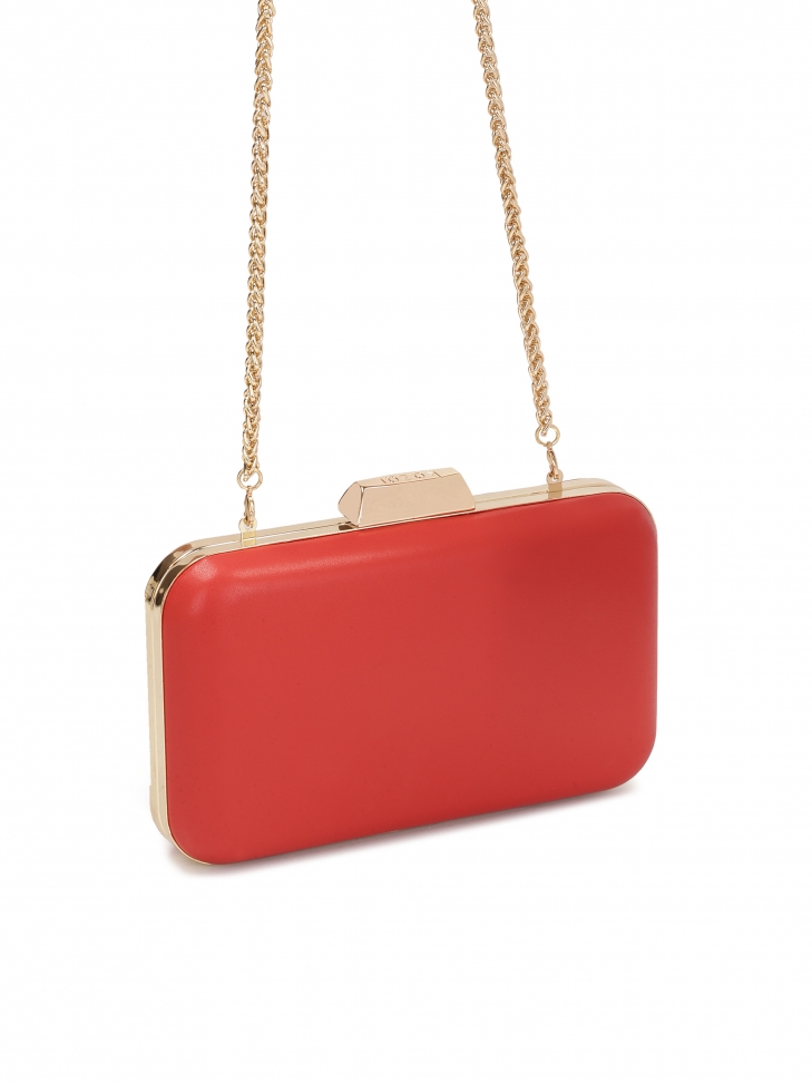 Czerwona torebka puzderko z miękkiej skóry