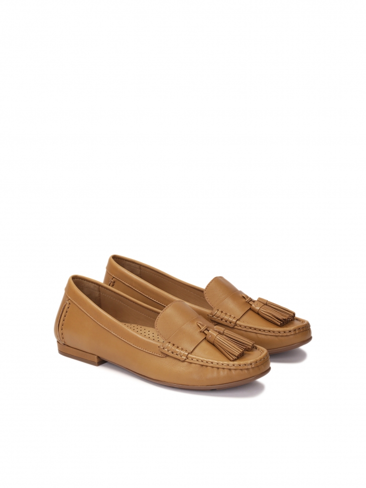Brązowe skórzane mokasyny z frędzlami