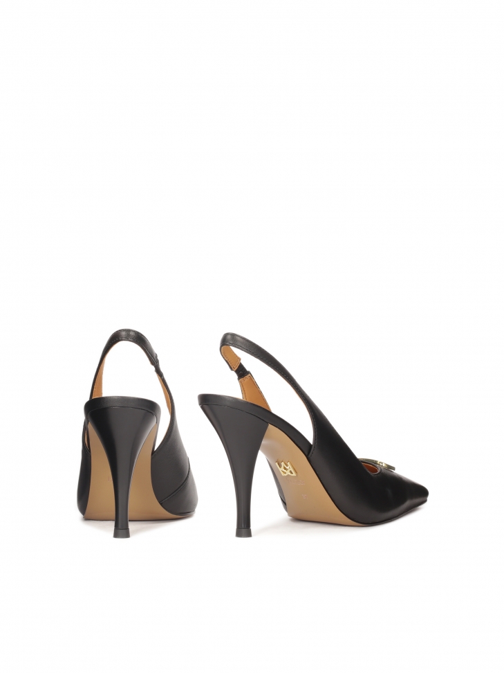 Czarne czółenka slingback z wąskim kwadratowym noskiem