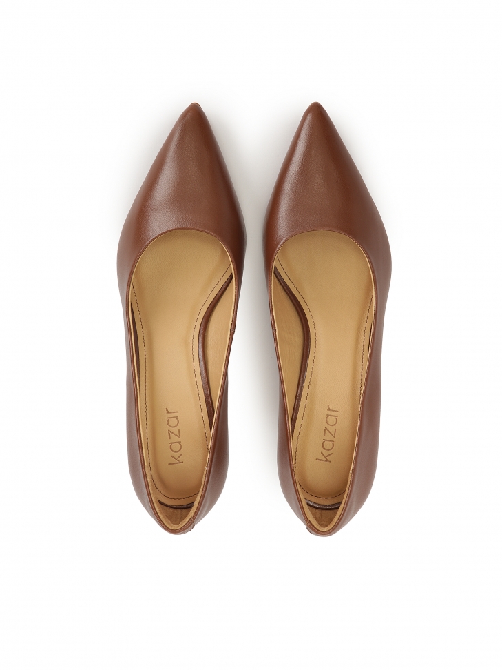 Brązowe czółenka na niskiej szpilce