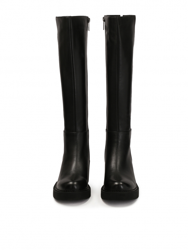 Czarne kozaki damskie