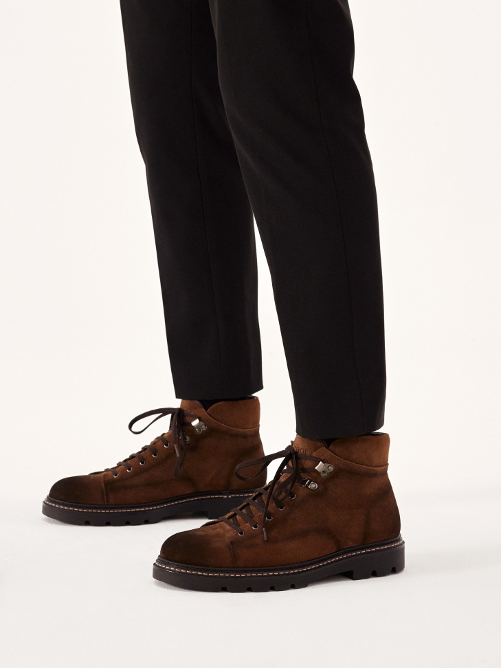 Zamszowe trzewiki męskie