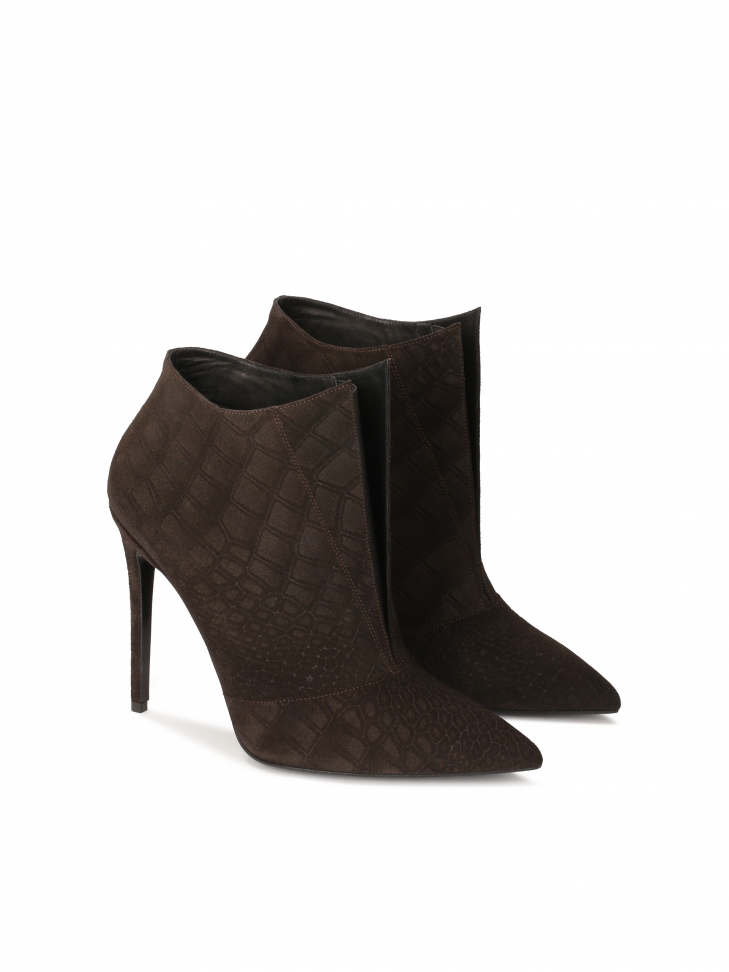 Brązowe botki z tłoczonego zamszu