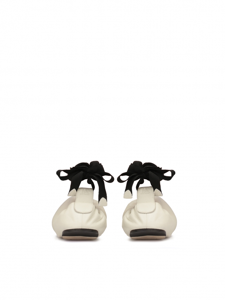 Elastyczne skórzane baleriny z marszczeniem