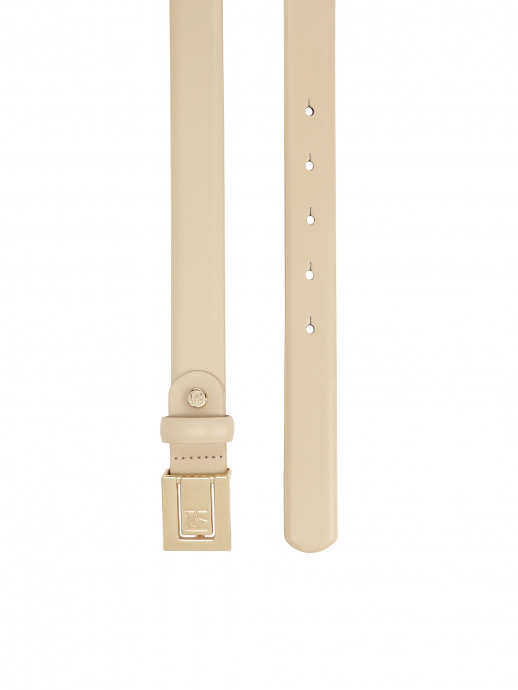 Wąski pasek z elegancką klamrą
