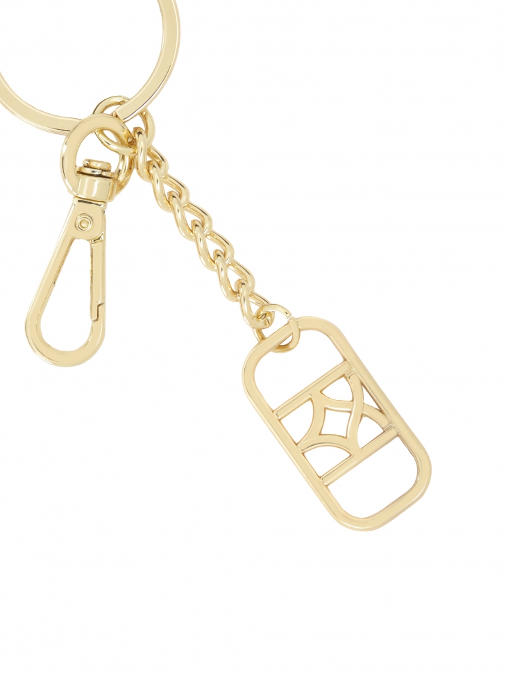 Brelok z eleganckim monogramem