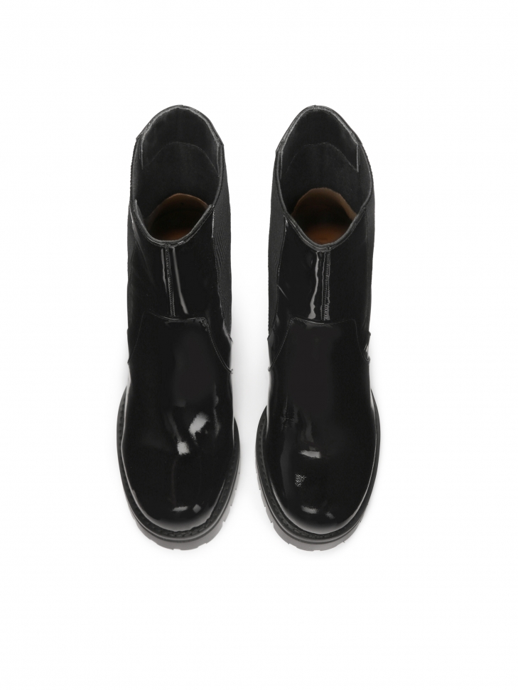 Lakierowane wysokie botki z suwakiem