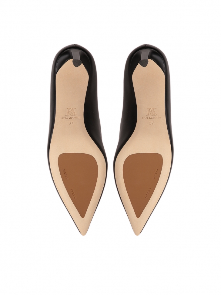 Buty na obcasie z noskiem w szpic